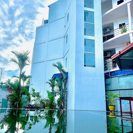 Hotel Nelly Vavuniya 外观 照片