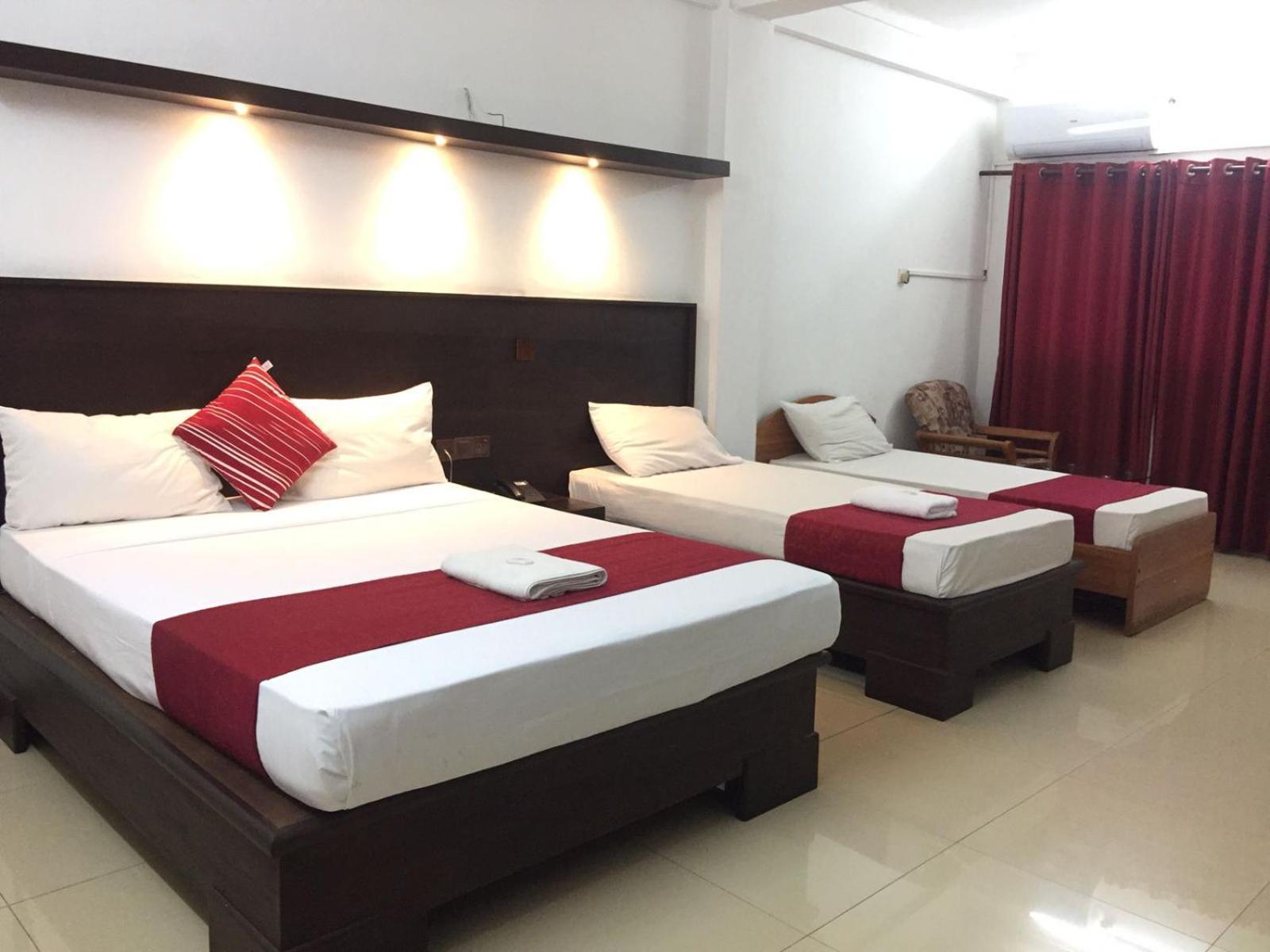 Hotel Nelly Vavuniya 外观 照片