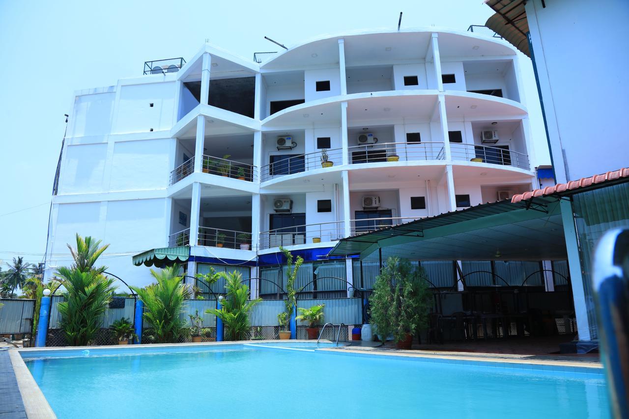 Hotel Nelly Vavuniya 外观 照片